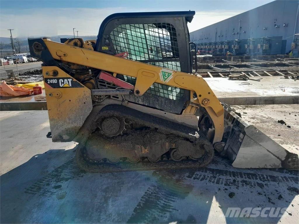 CAT 249D Ładowarki burtowe