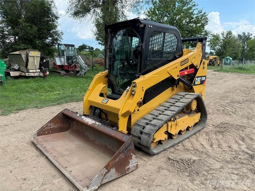 CAT 259D Ładowarki burtowe