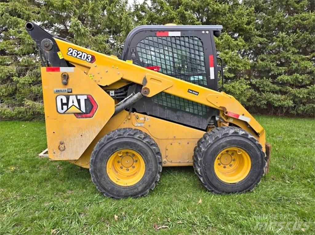 CAT 262D3 Ładowarki burtowe