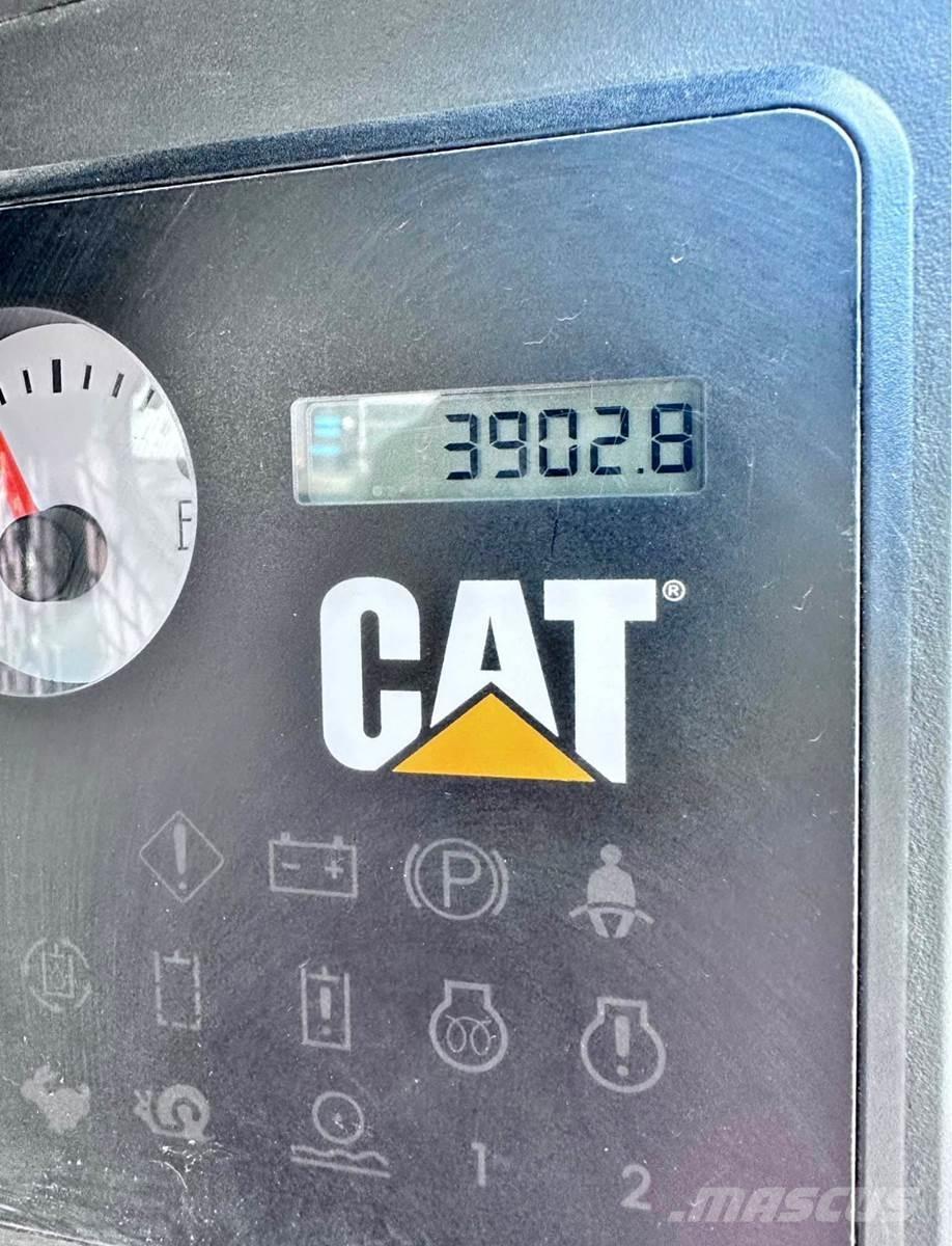 CAT 299D Ładowarki burtowe