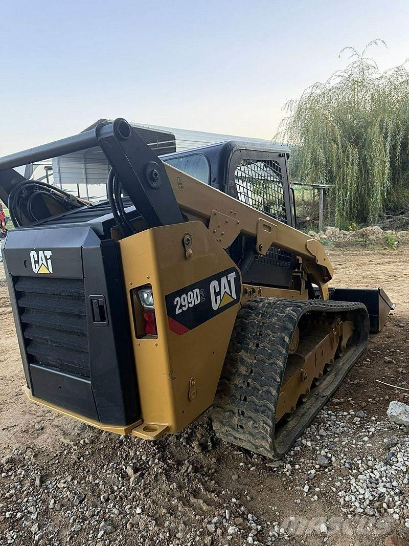 CAT 299D Ładowarki burtowe