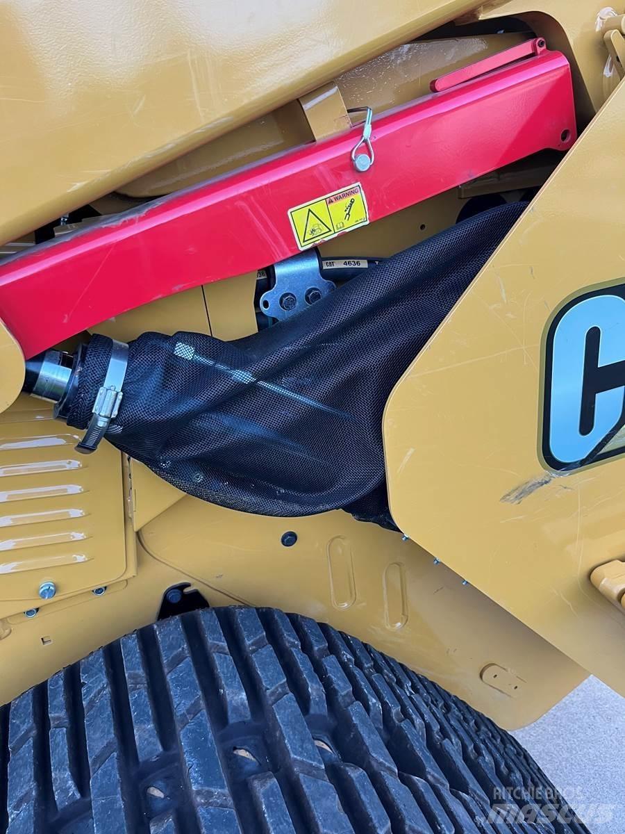CAT 299D3 Ładowarki burtowe