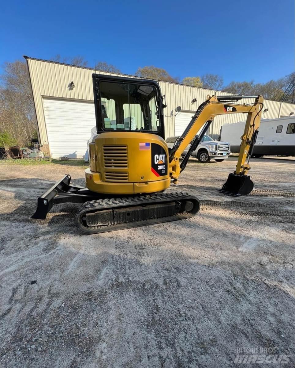 CAT 304E Minikoparki