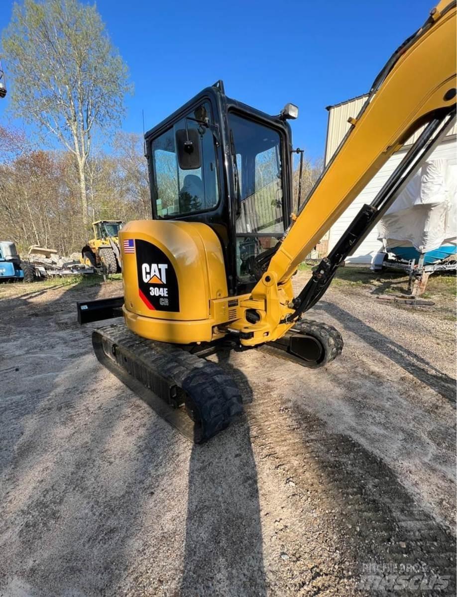 CAT 304E Minikoparki