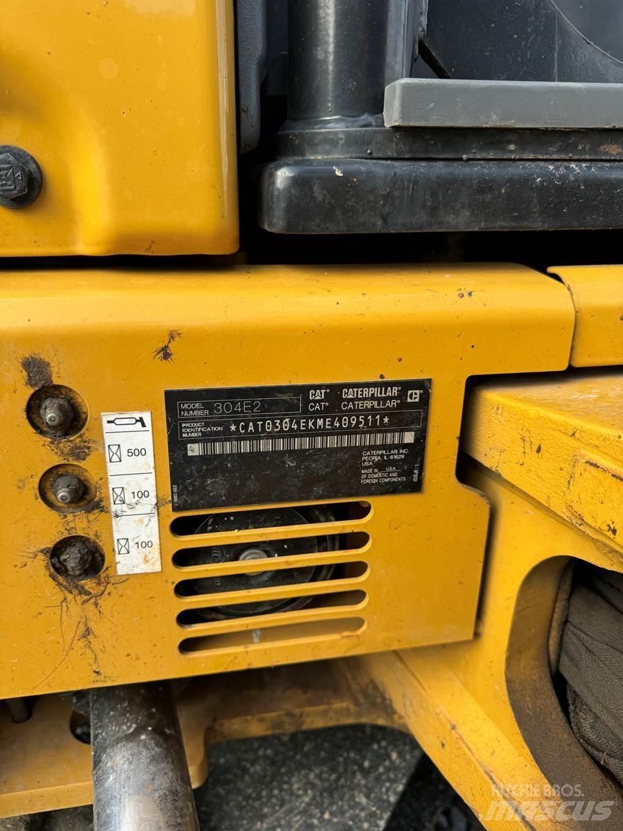 CAT 304E2 Minikoparki
