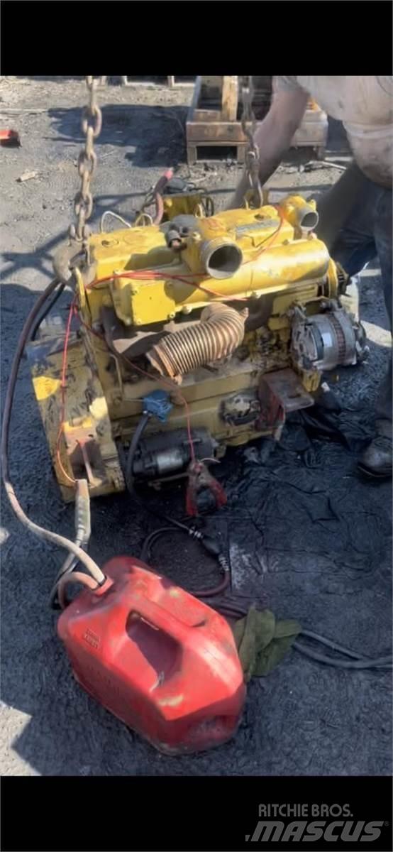 CAT 3054 Silniki