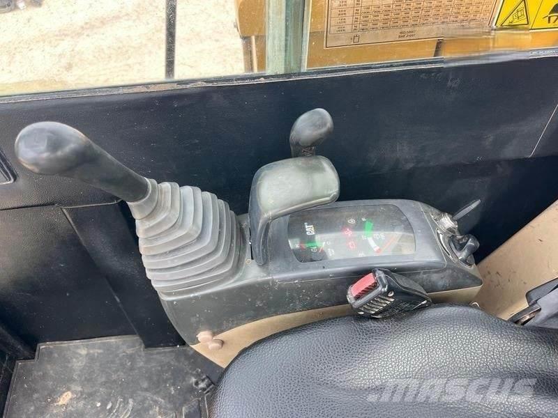 CAT 306E2 Minikoparki