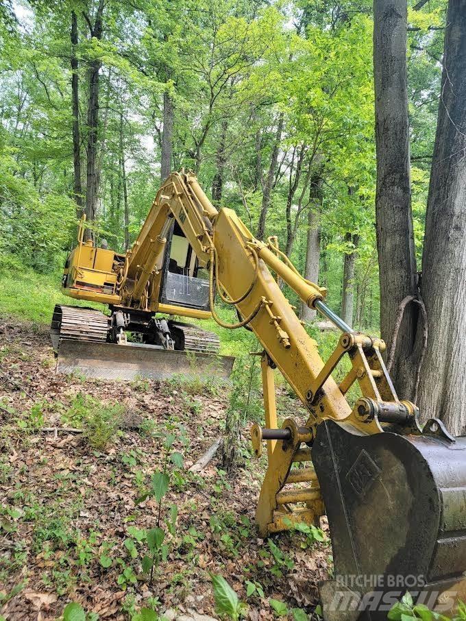 CAT 307 Koparki gąsienicowe