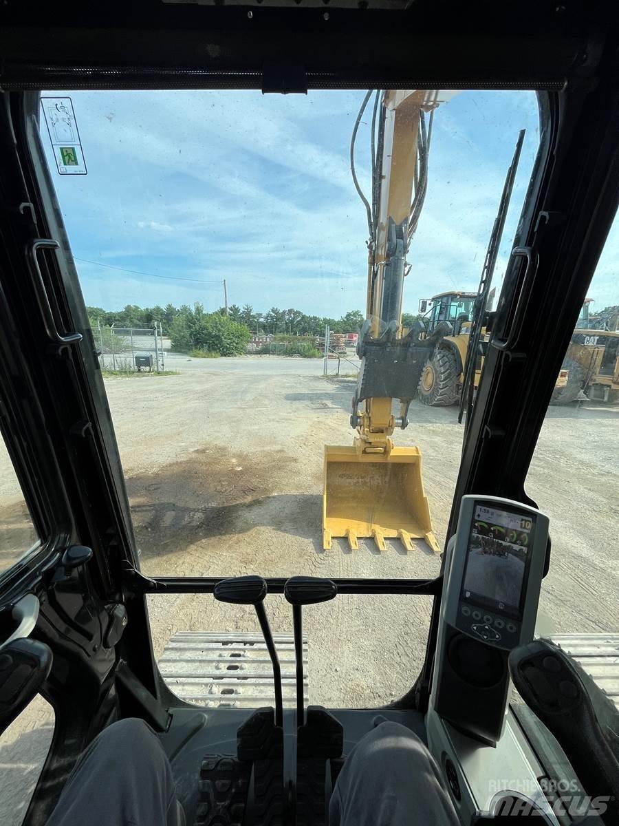 CAT 313FL Koparki gąsienicowe