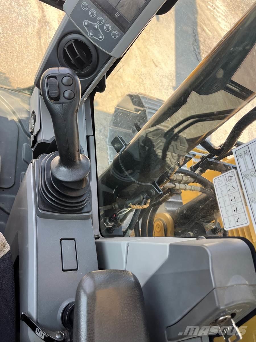 CAT 313FL Koparki gąsienicowe