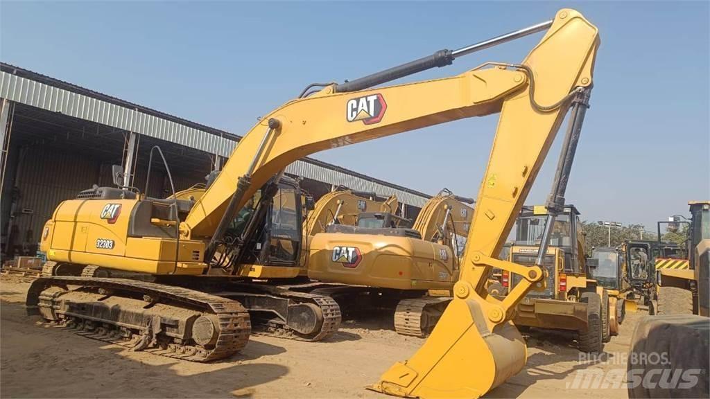 CAT 323D3 Koparki gąsienicowe