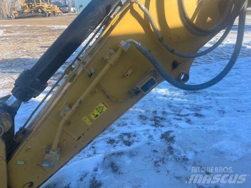 CAT 323FL Koparki gąsienicowe
