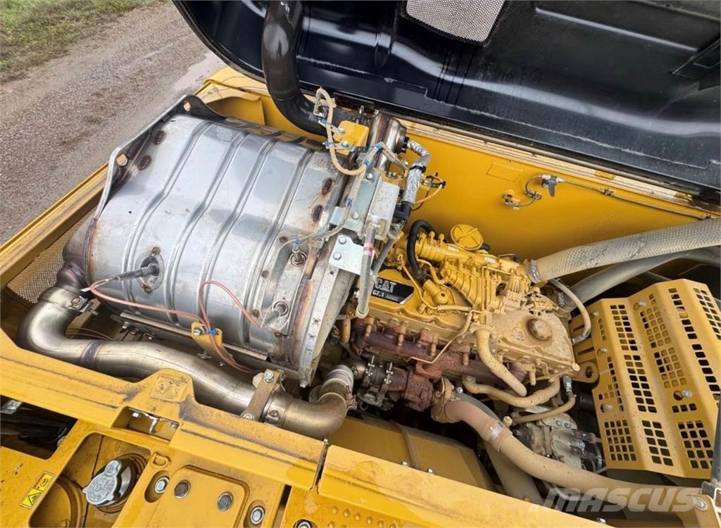 CAT 323FL Koparki gąsienicowe