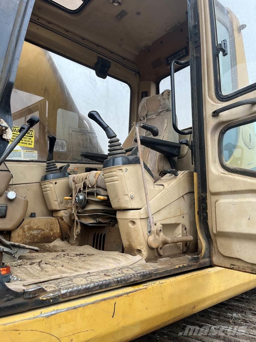 CAT 325 Koparki gąsienicowe