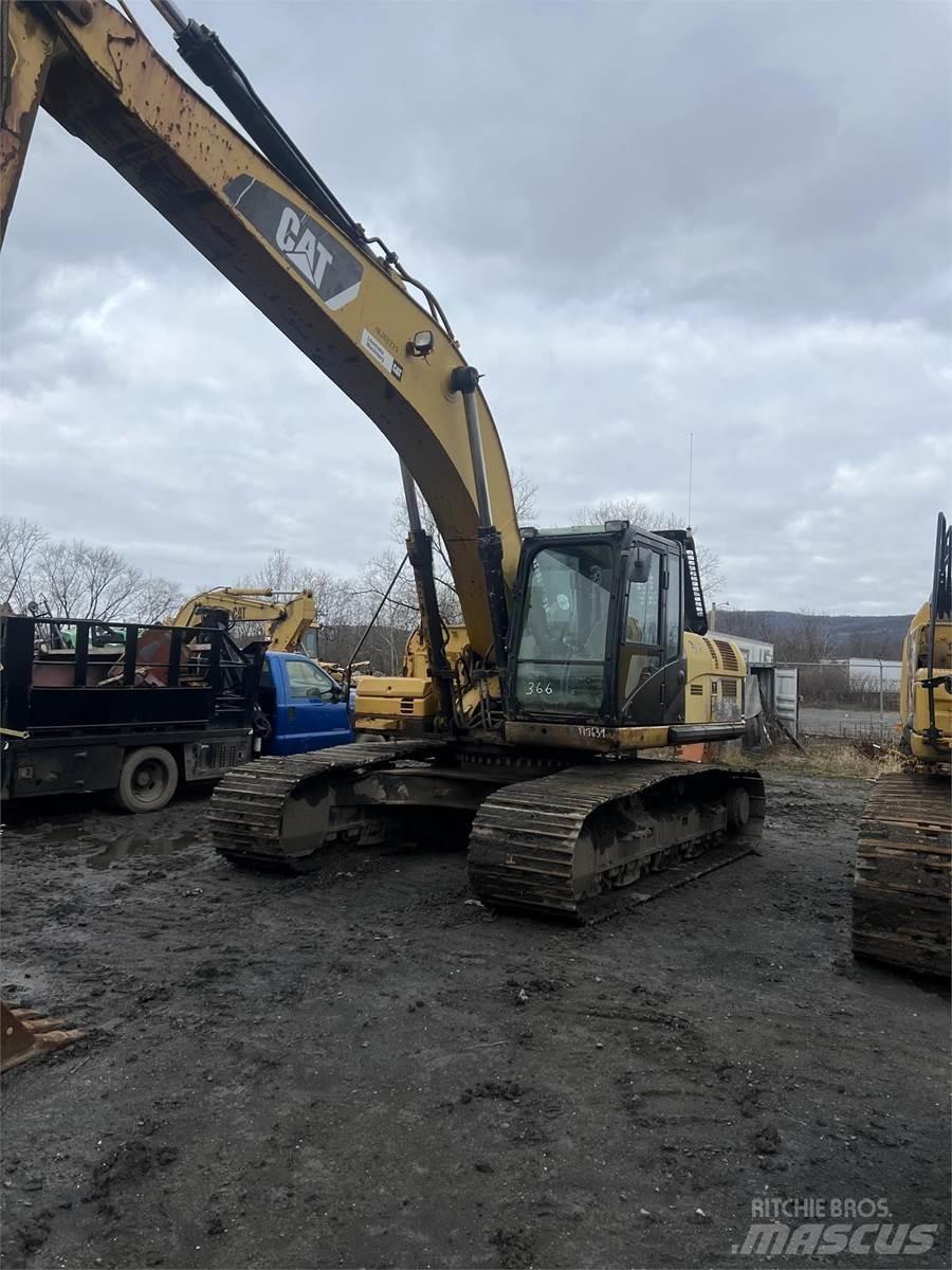 CAT 329DL Koparki gąsienicowe