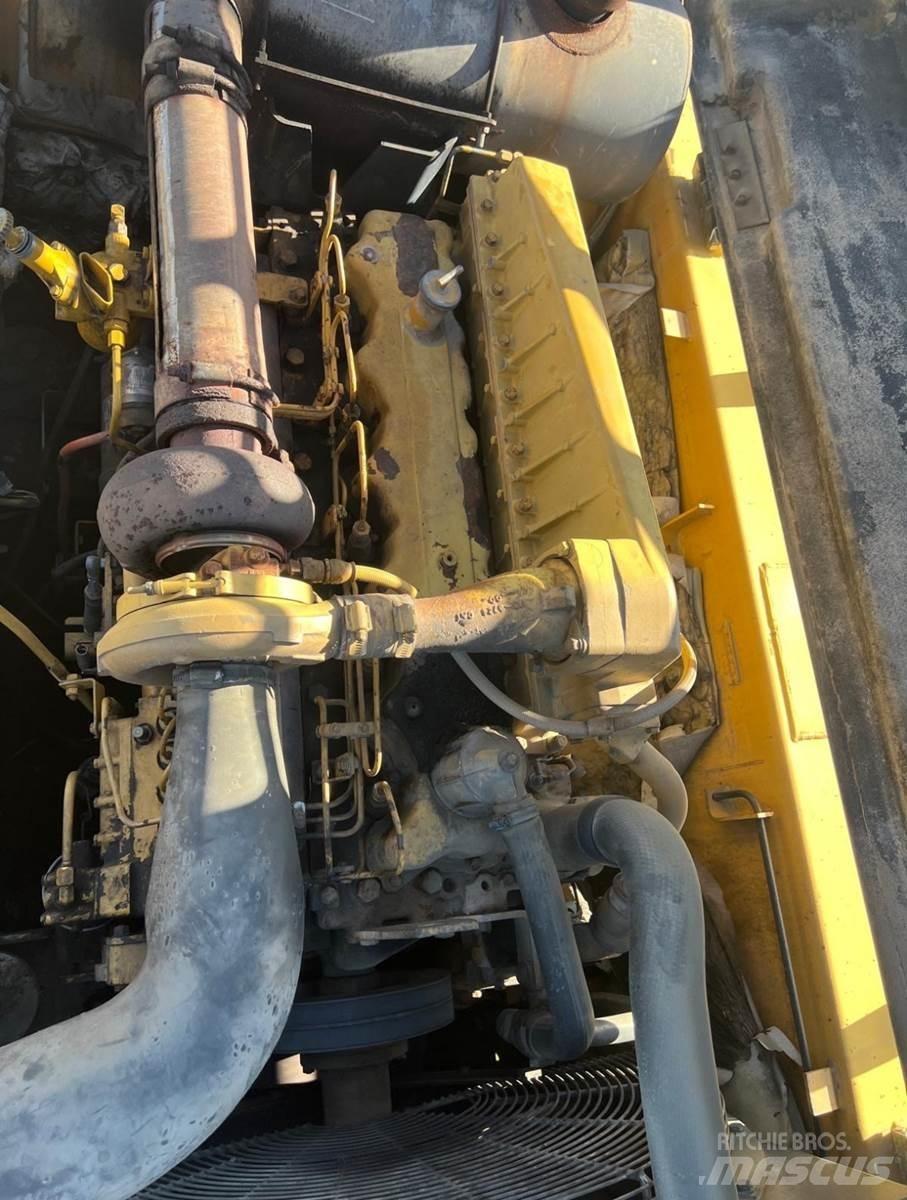 CAT 330BL Koparki gąsienicowe