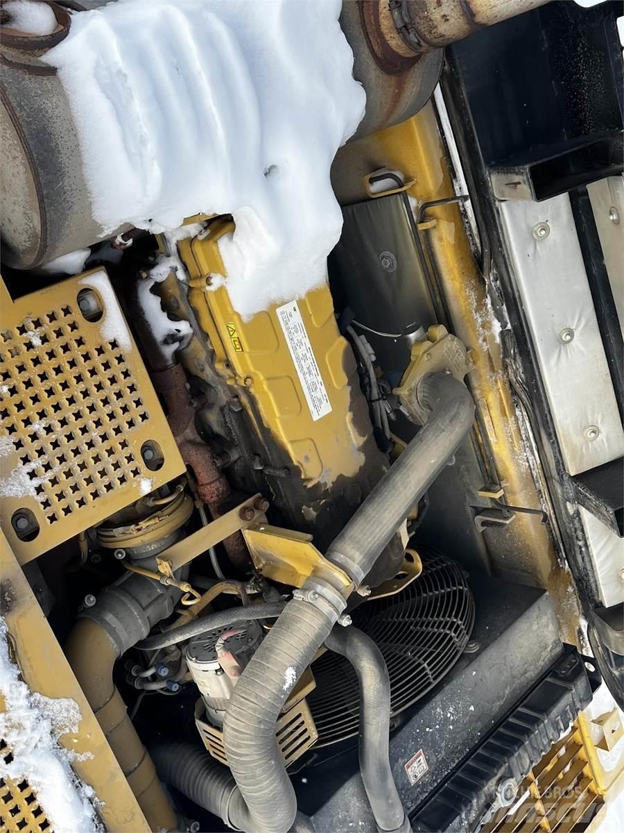 CAT 330CL Koparki gąsienicowe