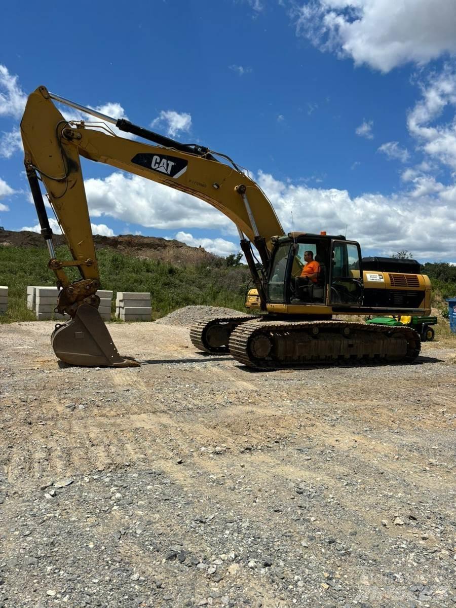 CAT 330DL Koparki gąsienicowe