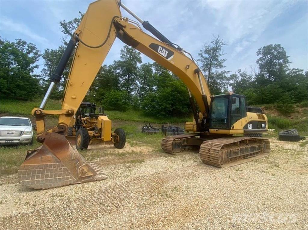 CAT 330DL Koparki gąsienicowe