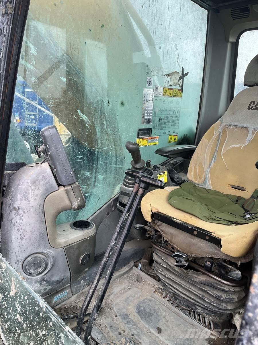 CAT 345CL Koparki gąsienicowe