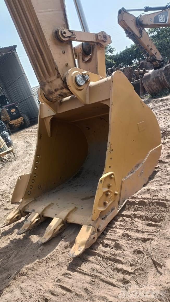 CAT 345GC Koparki gąsienicowe