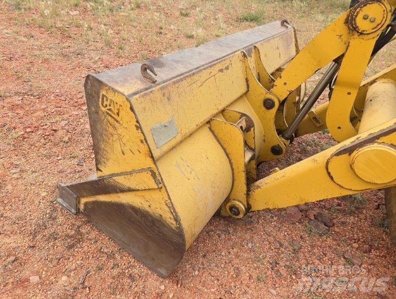 CAT 420D Koparko-ładowarki