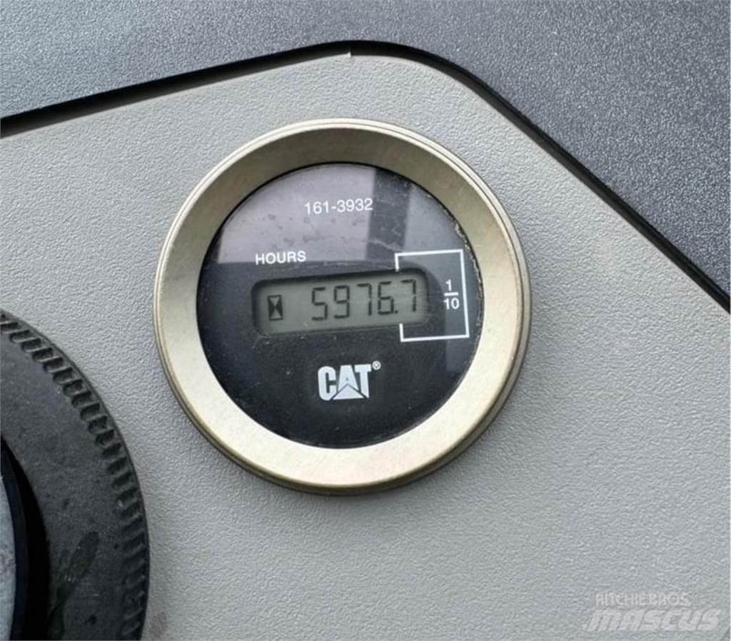 CAT 430E Koparko-ładowarki