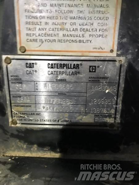 CAT 515 Skidery