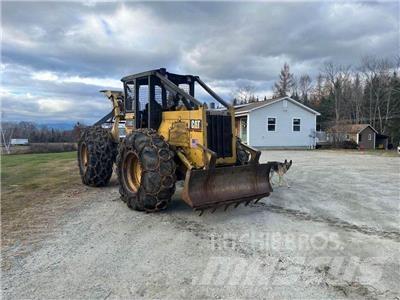 CAT 518C Skidery