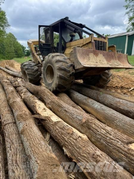 CAT 518C Skidery