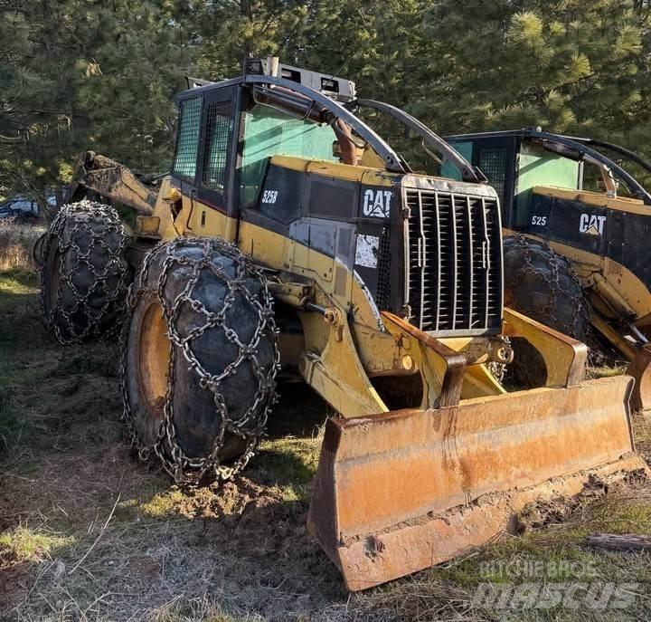 CAT 525C Skidery