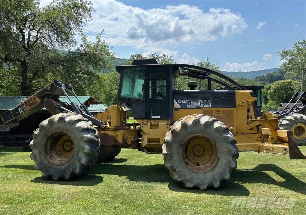 CAT 525C Skidery