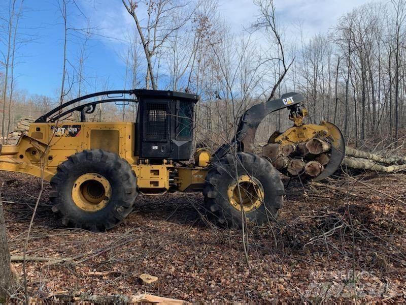 CAT 525D Skidery