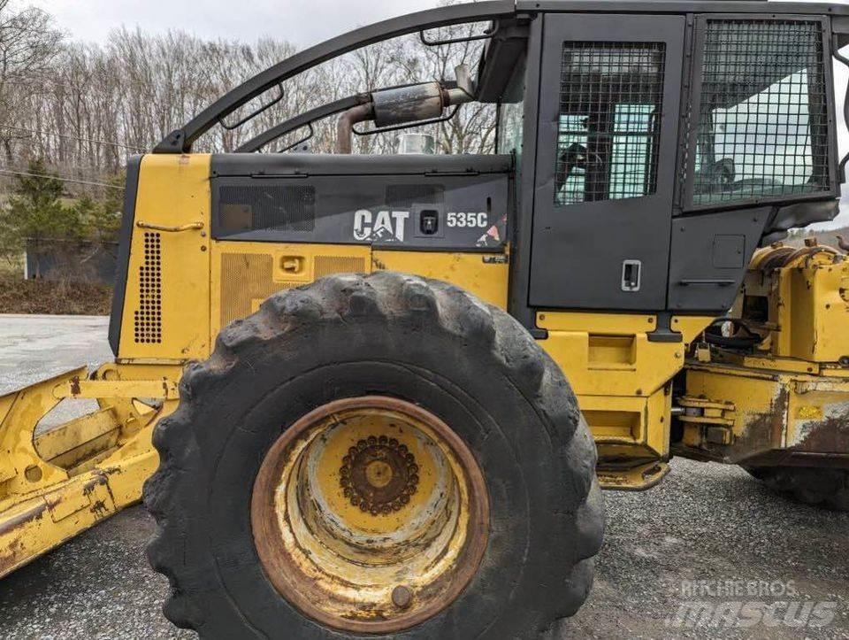 CAT 535C Skidery