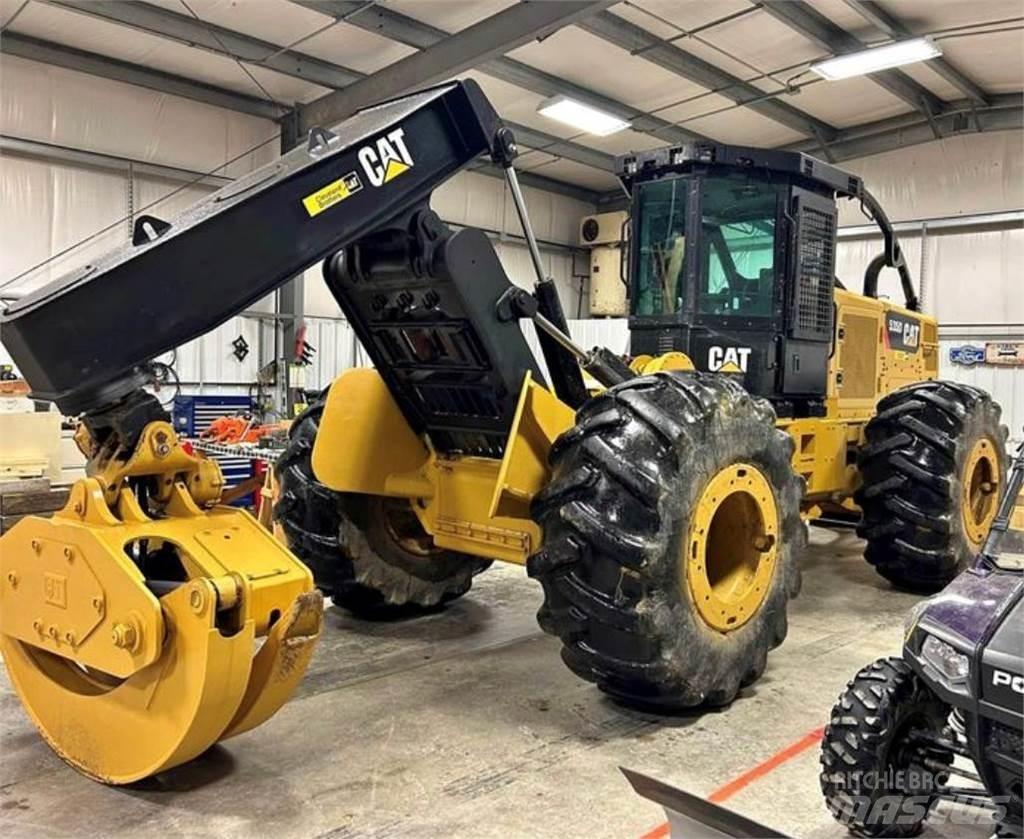 CAT 535D Skidery