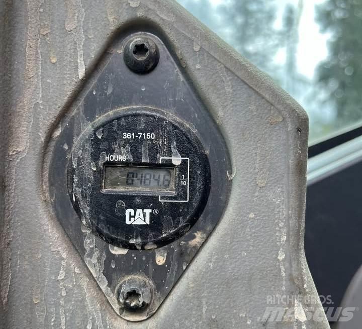 CAT 568 LL Ładowarki typu "knuckleboom"