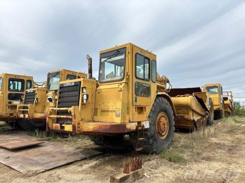 CAT 621F Skrobaki