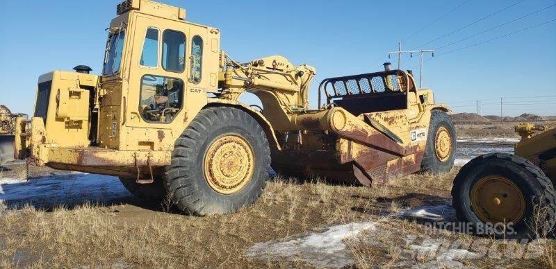 CAT 627B Skrobaki