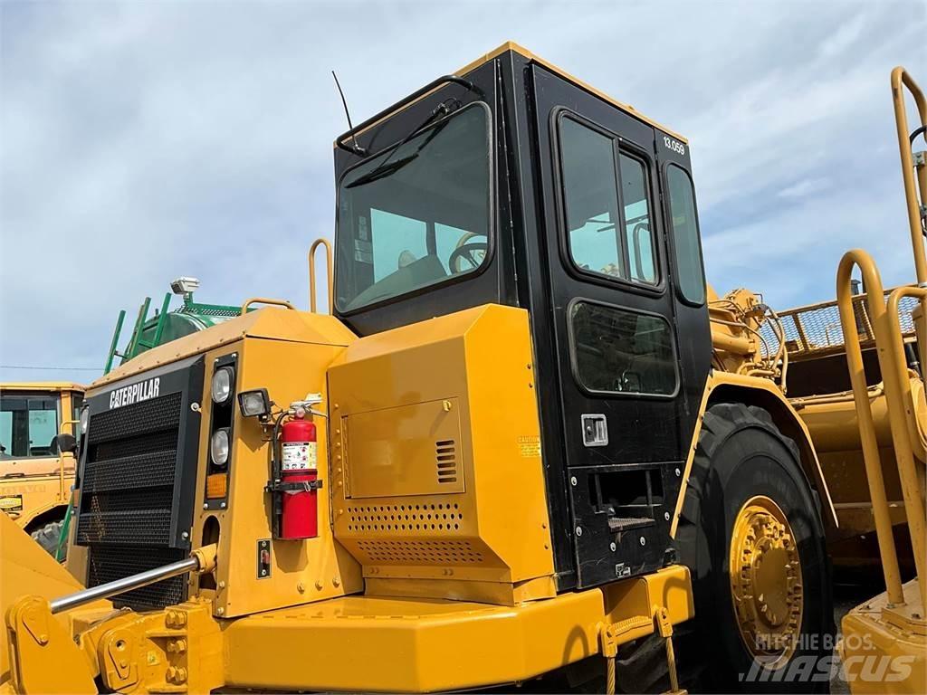 CAT 627G Skrobaki