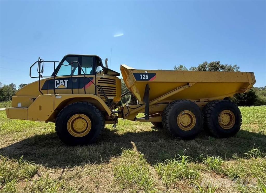 CAT 725 Wozidła przegubowe