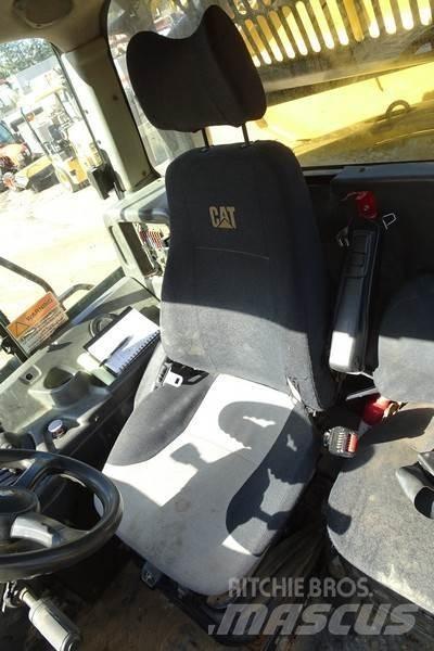 CAT 730 Wozidła przegubowe