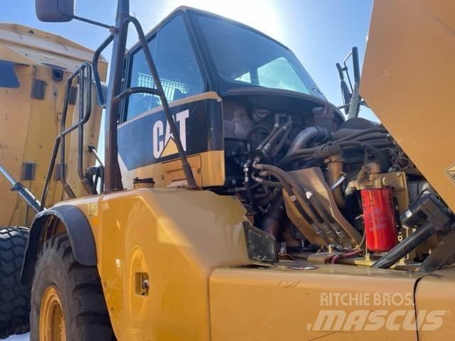 CAT 730 Wozidła przegubowe