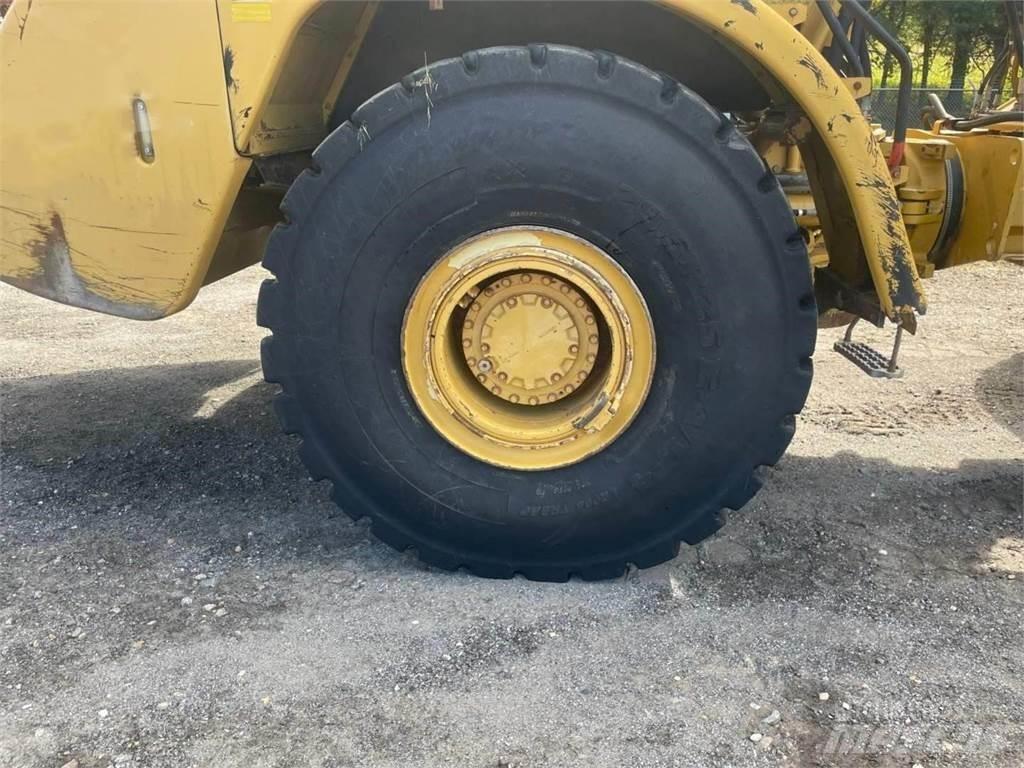 CAT 740 Wozidła przegubowe