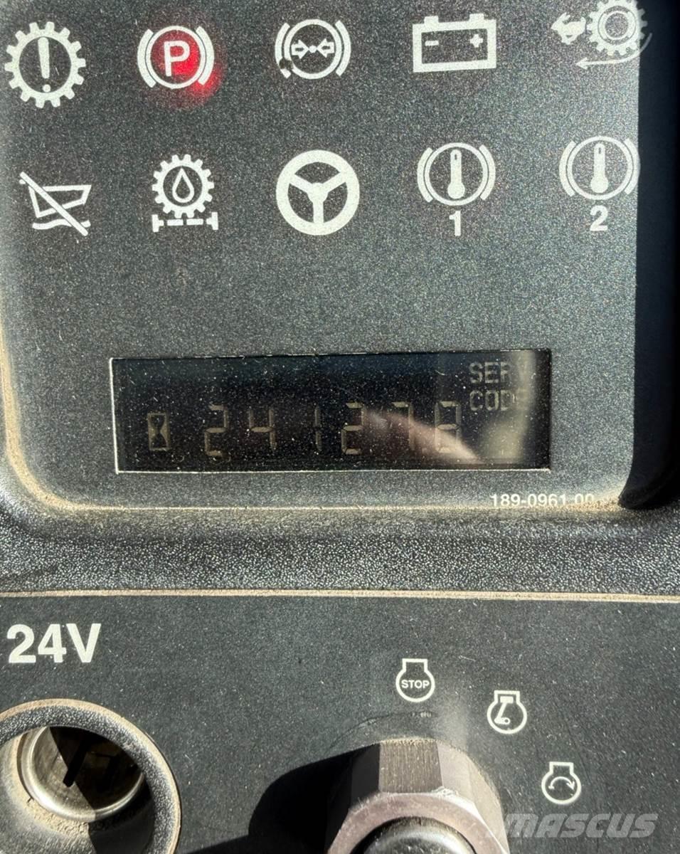 CAT 740B Wozidła przegubowe