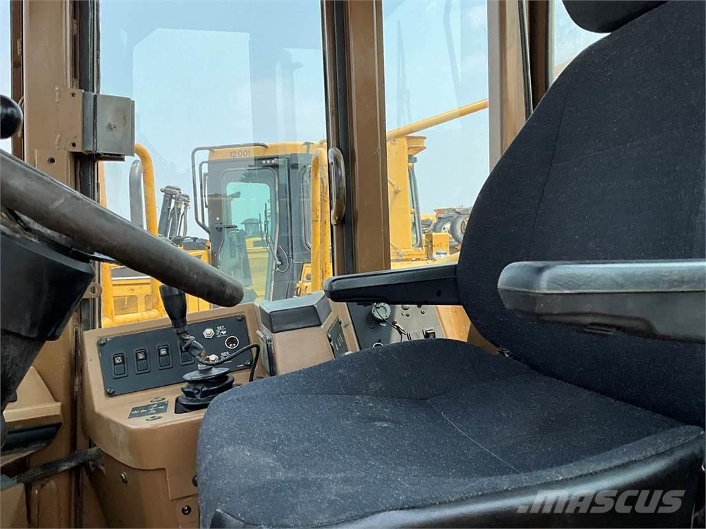 CAT 815F Zagęszczarki gruntu