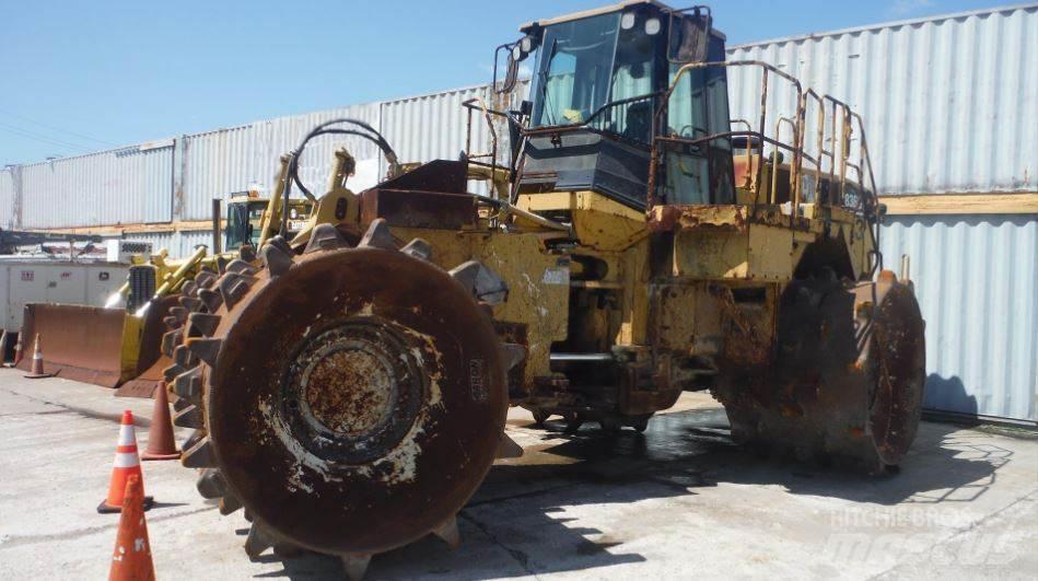 CAT 836G Kompaktory