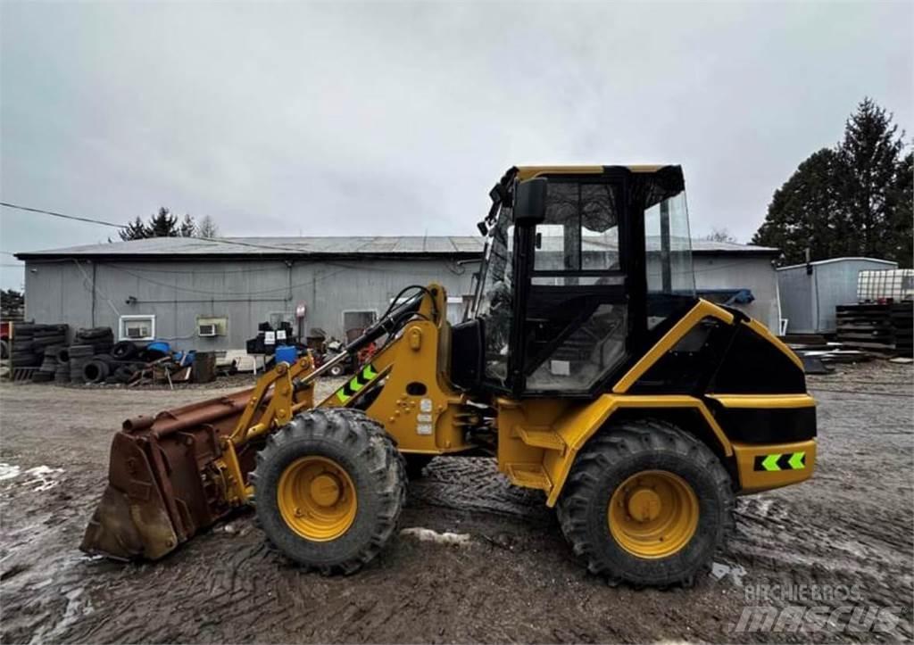 CAT 906 Ładowarki kołowe