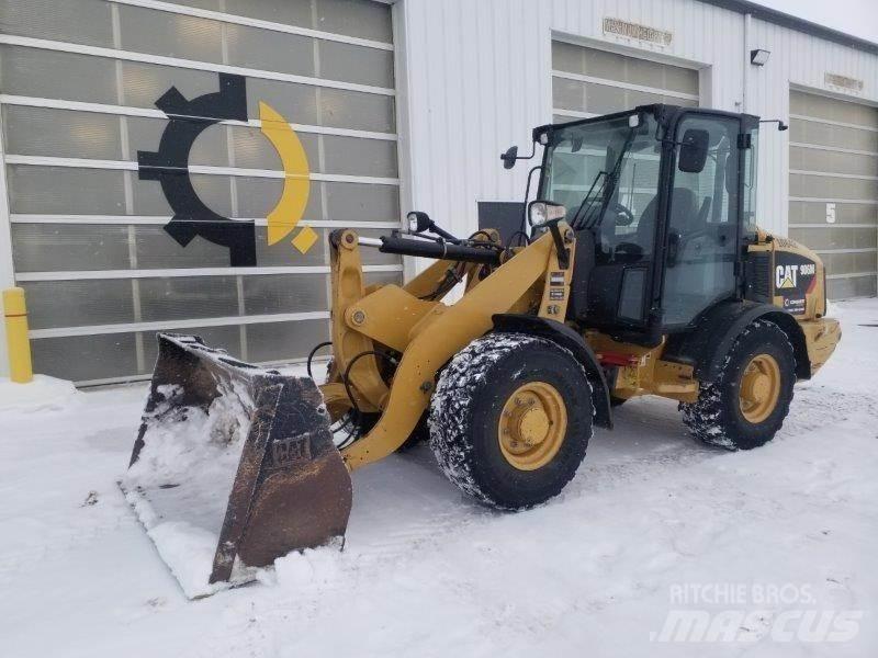 CAT 906M Ładowarki kołowe