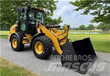 CAT 908M Ładowarki kołowe