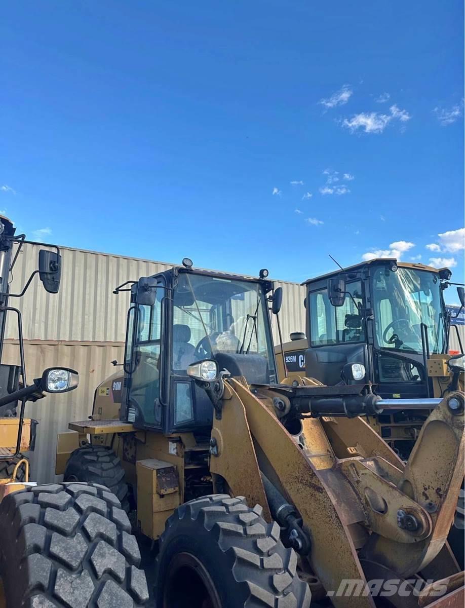 CAT 910M Ładowarki kołowe